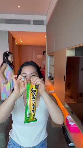4.6M views · 95K reactions | Got a free ice cream at my hotel!! #hungryfam #eatwithme #foodlovers #foodies #delicious #tastetest #mukbangs #mukbangvideo | Hungry OC | Facebook