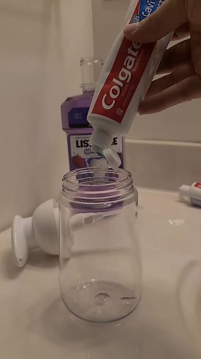 toothpaste dispenser #bathroom #kids #lifehacks #organize #hack #clean #oralhealth #dentist #smile #toothpaste
