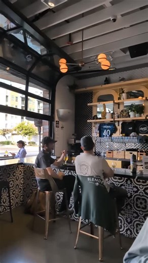 Let's talk about CHILI MAKERS! Our list of chili cook off competitors is lookin' good, ya'll 😎 We've got OG competitors back for the good times and newbies stepping into the ring! We can't wait to see what everyone cooks up! Don't miss it! 🗓️ Sunday, December 7th 📍 Thorn St & 32nd Street ☀️ North Park, San Diego ⏰ 11 am - 5 pm Find our 2025 chili maker list on our website now! And get your tasting passes before they're gone 💨 SoNoFestChiliCookOff.com | SoNo Fest and Chili Cook-Off