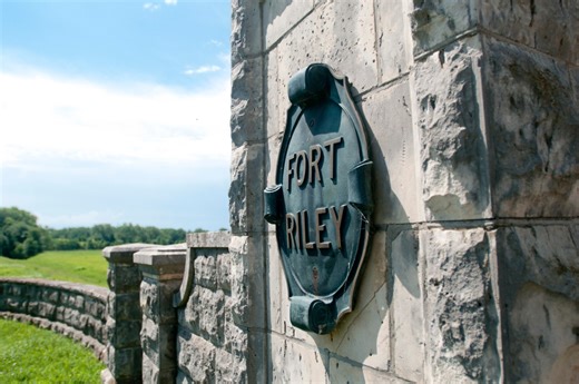 Kansas Army staff on unpaid leave due to government shutdown