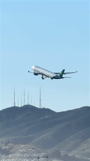 Aer Lingus Takeoff from San Francisco International Airport (SFO) to Dublin