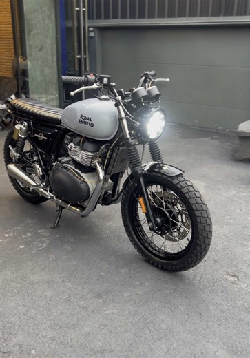 Royal Enfield Interceptor 650: Review & Specs