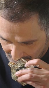 A PART OF ME "The narrative universe of the new eau de parfum APOM is portrayed in a film by Cyril Teste. In this private moment, the perfumer Francis Kurkdjian shares a part of himself: the personal and sensorial meaning of his new creation." Discover the scent now: https://www.beautik.ro/parfumuri/edp-si-extracte/apom-gnimcofra774.html #BeautikHauteParfumerie #Beautikstorytelling #MFK #APOM | Beautik Haute Parfumerie