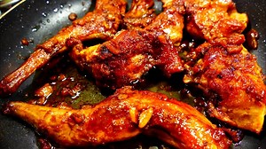 37K views · 1K reactions | Conejo al ajillo. Una deliciosa comida típica de la gastronomía española. Si te gusta, puedes suscribirte al canal de youtube. Clic aquí ------> https://goo.gl/HSxvHx | Que viva la cocina | Facebook