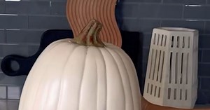 How to Make Cute DIY Fall Pumpkin Decor in a Few Easy Steps
