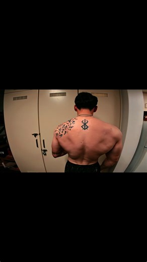 Straight demonic back. #guts_lifts #motivation #physique #back #progress