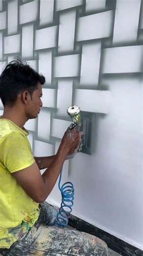 forming wall patterns using spray paint #shortvideo
