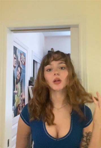 Painted my toe nails, feelin kinda cute💯