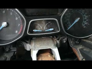 How to disassemble the instrument panel in the Ford Focus?