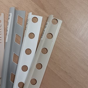 [Hot Item] Hot Sale PVC Plastic Tile Edging Trim for Ceramic Angle