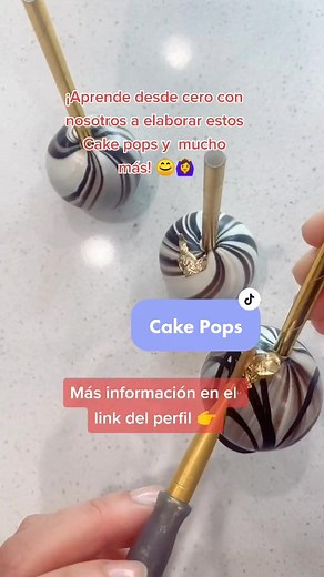 Marbled Cake Pops 🖤🤍🖤🤍🖤 #fyp #foryoupage #foryou #diy #cakepops #bakersoftiktok #tutorial #cake #cakeboss #viral #fall #yum #chocolate #cursosonline #parati #learnontiktok