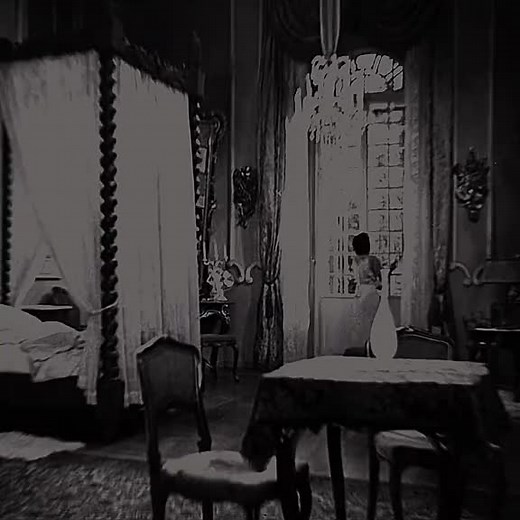 Os vídeos de vicky (@ziegfeldgirl) com suara asli - am - ilham