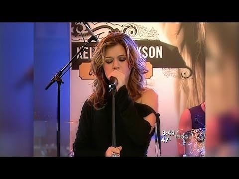 Kelly Clarkson - Breakaway (Good Morning America 2004) [HD]