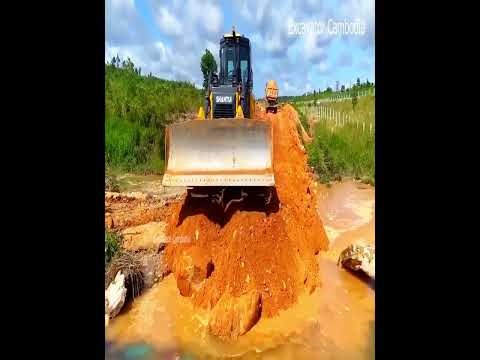 Final Touch on the Corner Landfill! Komatsu Bulldozer in Full Swing