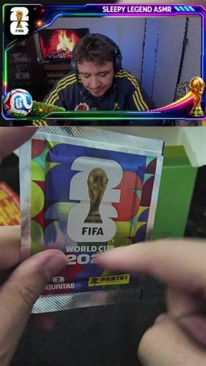 ASMR abriendo sobres Mundial 2026 Panini