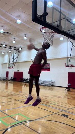 Still Non-Contact Basketball Dunk: How to Practice Safe, Powerful Dunks
