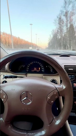 Mercedes-Benz W203 C class