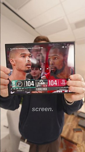 This Folding Phone Turns Into a Tablet… Samsung Galaxy Tri Fold