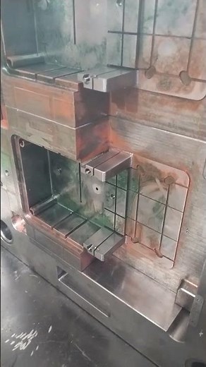 INSTALL HOT RUNNER SYSTEM 2DROP VALVE GATE MOULD-TIP TECHNOLOGY