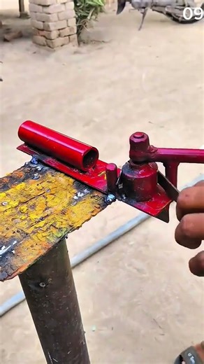 Iron forming techniques with manual tools