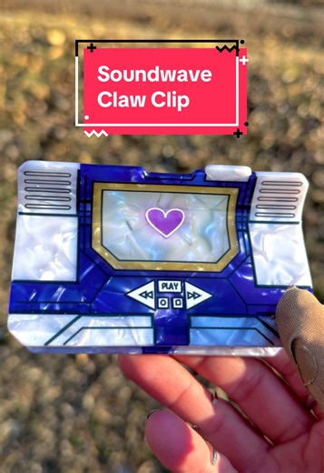 Whoa. Soundwave repost moment (Find him on my BigCartel or Etsy!) #smallartist #soundwave #transformers #decepticons #clawclip