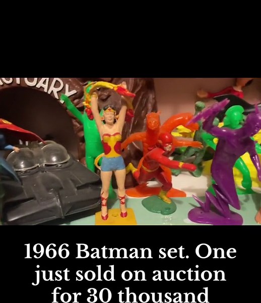 How much is this Batman set worth? #valuable #rare #batman #valuable #toys