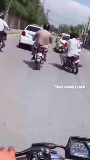 😂 Follow @trackcarspakistan for more #trackcarspakistan #tcp #cars #reelspakistan #reels #trendingreels #carsofinstagram #cargram #carporn #carphotography #carshow #carlove #pakistan #pakistancars #trackcarspakistan #pakwheels #honda #toyota #civic #corolla #jdm #supra #rx7 #dragrace #drift #burnout #crash #carcrash #tbt | TrackCars Pakistan