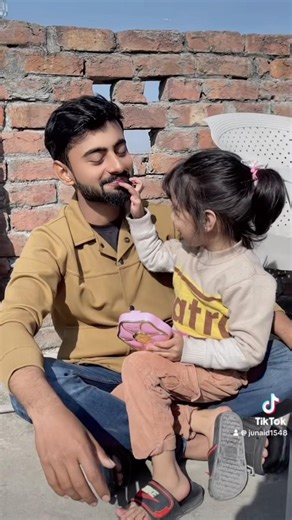 Ma tera ishq me mr na jaon khin 🌹❤️‍🩹🥰