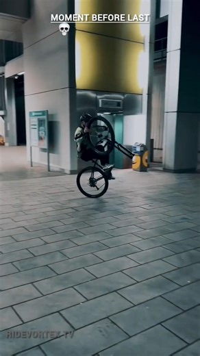 Next Level Bicycle Stunt Skills 😱 #shorts #stunt