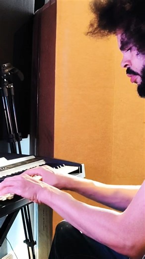 Playing some tunes on the Yamaha keyboard