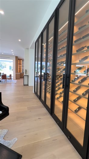 Roya Shabboui on Instagram: "Hidden Hills, California A rare expression of luxury, designed for those who expect everything. For those seeking something exceptional … 310.801.0961 #hiddenhills #celebrityhomes #modernhomes #dreamproperty #realestateagent #luxuryhomes #losangelesliving #contemporarydesign #housetours #luxuryliving #housedesign"