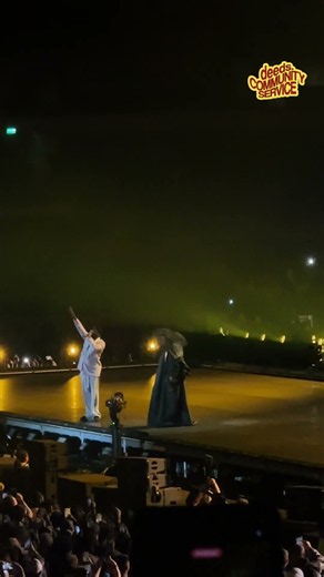 Lauryn Hill Performs “Killing Me Softly” With Jay-Z in London