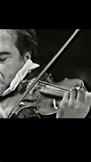 ❗️PAGANINI, “Le Streghe” By RUGGIERO RICCI Paganini composed this variation set in 1813, inspired by a witch-themed ballet. His rumored pact with the devil made these fiendish techniques seem genuinely supernatural at the time! __ @OpusVirtuosus ☆ #opusvirtuosus #virtuous #paganini #nicolopaganini #RuggieroRicci #PieroBellugi #Paganini #LeStreghe #Violin #ClassicalMusic #ItalianComposer #19thCentury #MusicPerformance #Violinist #Conductor #Orchestra #ClassicalMusician #ViolinArt #MusicLover | op