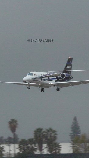 Cessna Citation Sovereign | N688VM | Landing at Van Nuys Airport #businessjet #privatejet #bizjet #planespotting #cessna #cessnaaircraft | SK Airplanes