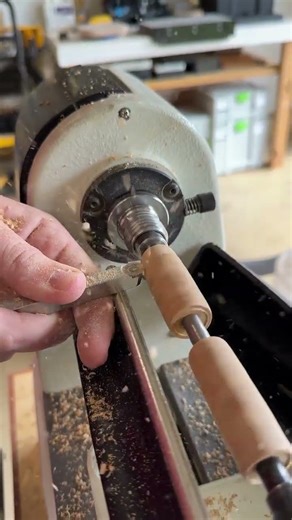 JET - TURNING LATHE