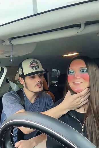 Makeup crazy prank 😂😂#funny #funnyvideo #fypシ #foryou #haha #funnymoments #tiktok #fyp