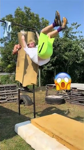 Урок по салто от висящ лост