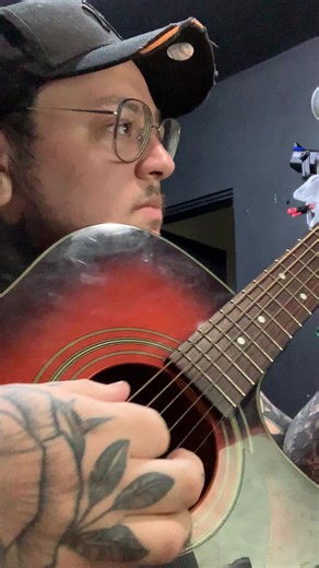 Slaves - I’d rather see your star explode @jonnycraig4l one of the best voices of the game 💗 #acoustic #acousticcovers #singing #singingcover #fyp