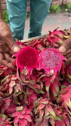 How to Cut Dragon Fruit Like a Pro