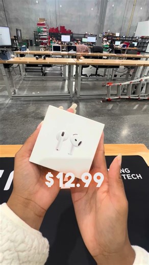 plug - shop tech on Instagram: "Stuff their stockings this season with CRAZY affordable tech and accessories! ⚡️🎁"