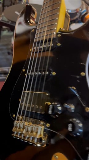 Sqoe SEST 1009 series electric guitar. #SQOEGUITARSPHILIPPINES | SQOE Guitars Philippines