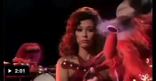 The Muppets. The animal vs Rita Morena 1976. - Video