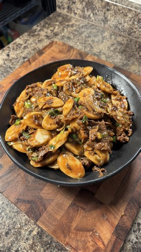 889K views · 6.8K reactions | These Stir-Fry Rice Cakes are loaded with bold flavors, fresh veggies, and a savory sauce that hits all the right notes. It’s a perfect balance of chewy and tender in every bite! GroovyFoodiess Find the full free recipe here! https://tasty.co/recipe/stir-fry-rice-cakes | Tasty | Facebook