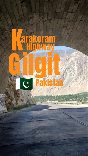 Travel on Karakoram Highway - Wonderful Pakistan 🇵🇰 😯 #viral #trending #travel #shortsfeed #vlog