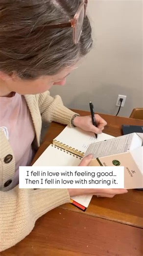 Sometimes following what feels good leads you to exactly where you’re meant to be. If you’re craving community, creativity, or a new chapter, message me. No pressure. Just conversation ✨ #Workingfromhome #workingfrommyphone #networkmarketing #motherhood #community | Laura Catherine