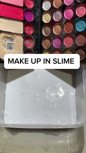 Makeup Unik dalam Slime: Warna Kreatif ASMR