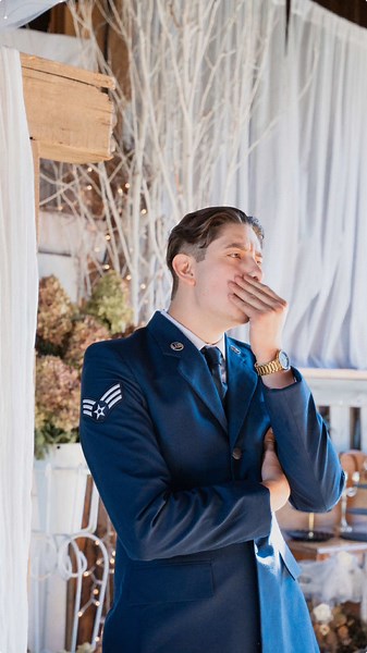 I just love youuuuu 🫶🏼 #airforce #longdistance #ontario #wedding #weddingtiktok #weddingday #military #militarylife #sailorsong @Dom G