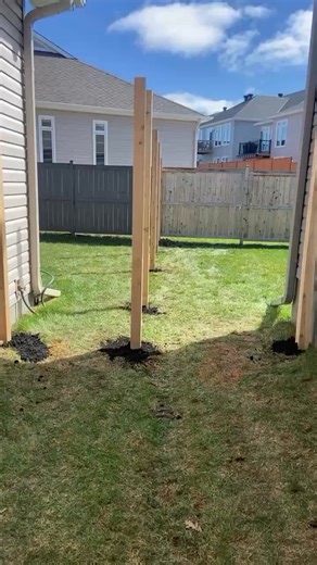White cedar posts installation 🪵 🎯 | Fence-A-Lot Inc.