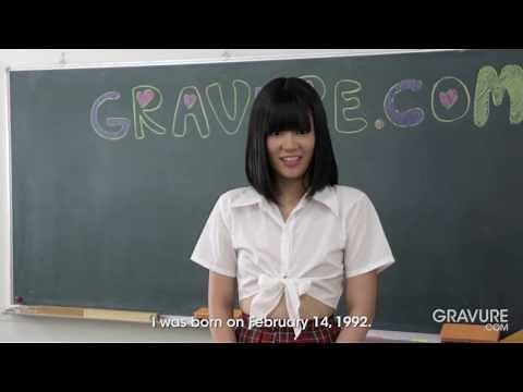 琥珀うた Uta Kohaku Self-Introduction [GRAVURE.COM]
