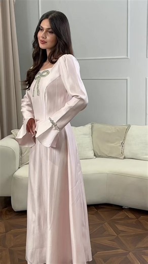 ‏Blossom Dress 🌸 فستان وردي انيق #فستان #الامارات فستان_وردي